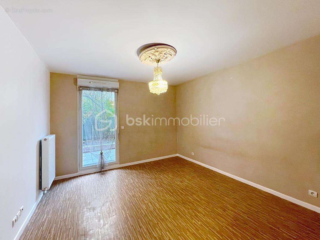 Appartement à LIMEIL-BREVANNES