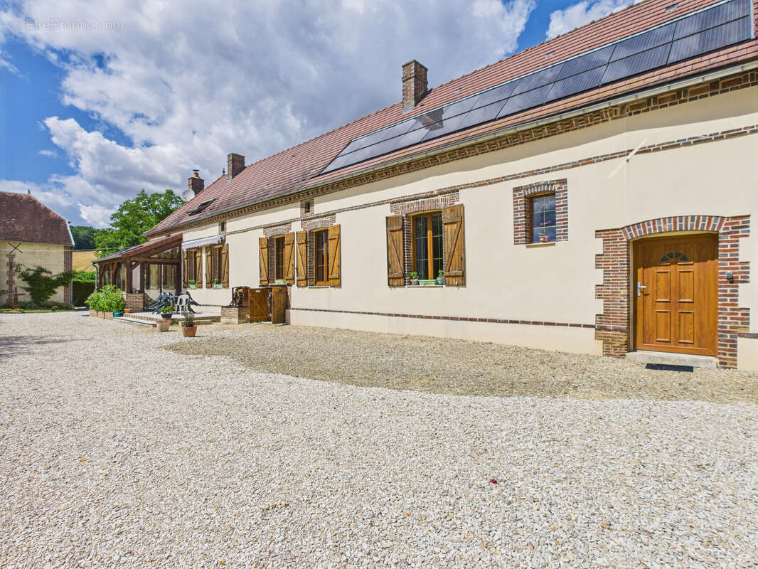 Belle Longère au coeur du pays d'othe, avec grange et superbe terrain - photo 18