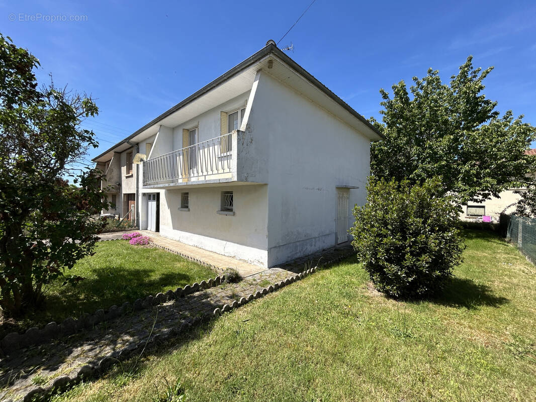 Maison à COMMENTRY