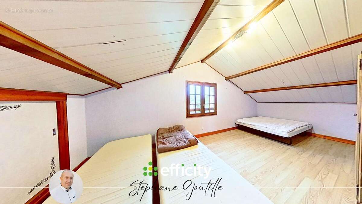 Maison à LE BOIS-D&#039;OINGT