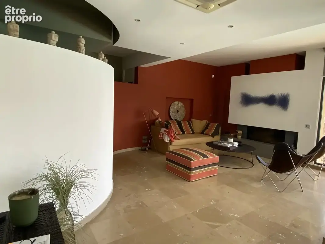 Maison 5 pièces 230 m² à vendre à La Garde-Freinet (83680) - photo 4