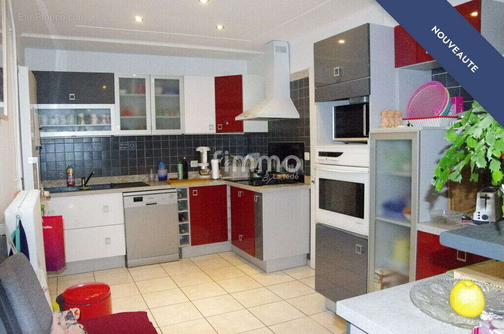 Maison à VENDAYS-MONTALIVET