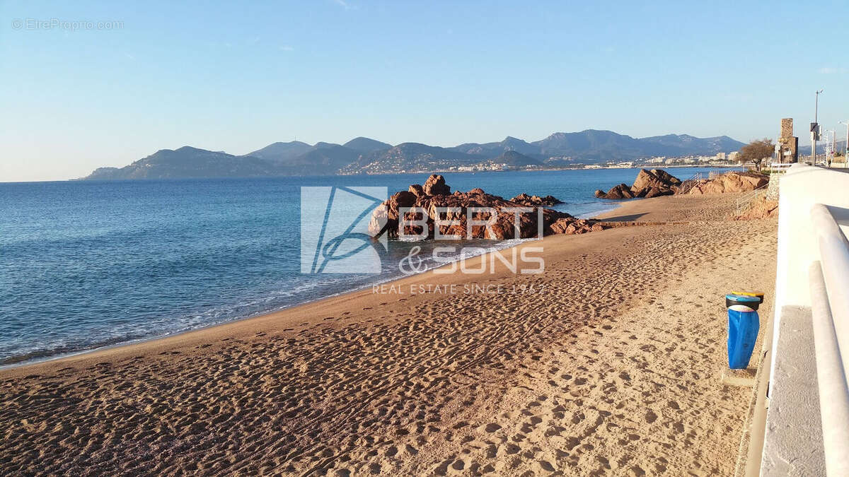 Appartement à CANNES