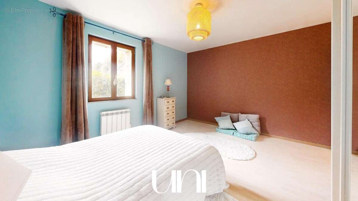 Maison à MEZIDON-CANON