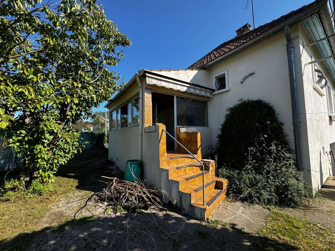 Maison à CHAMPAGNE-SUR-SEINE