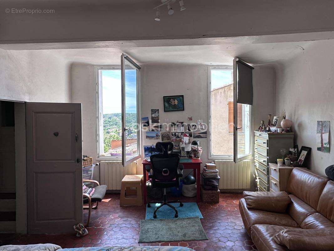 Maison à FORCALQUIER