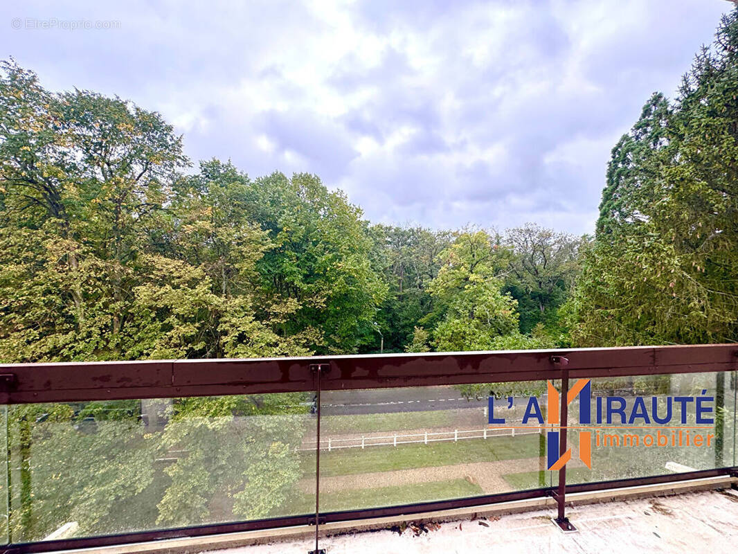 Appartement à MAISONS-LAFFITTE