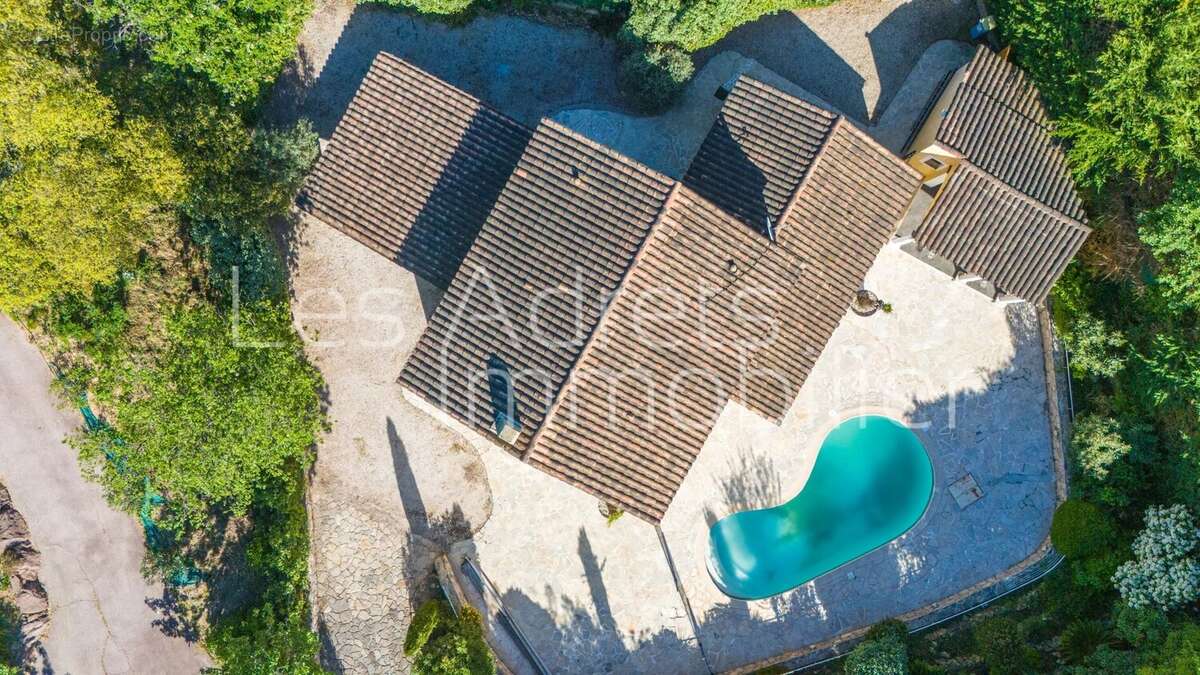 Maison à LES ADRETS-DE-L'ESTEREL