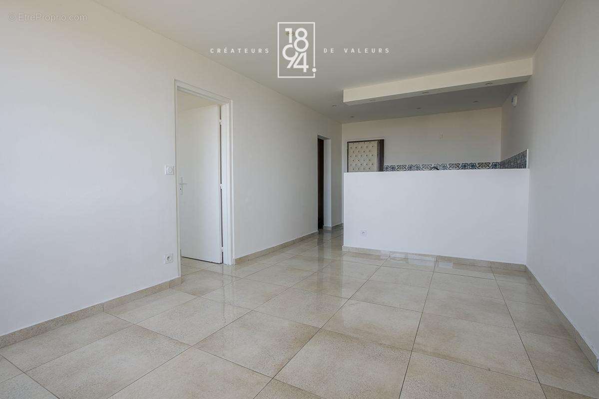 Appartement à MARSEILLE-10E