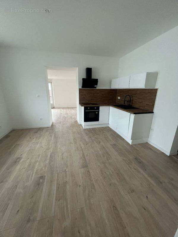 Appartement à LEXY