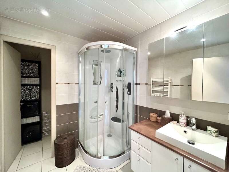 Appartement à ANNEMASSE