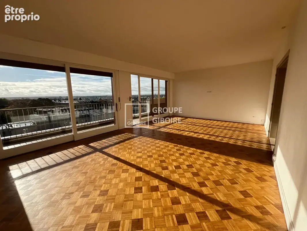 À vendre - Agence Giboire - Appartement 5 pièces avec vue dégagée à Rennes - photo 3