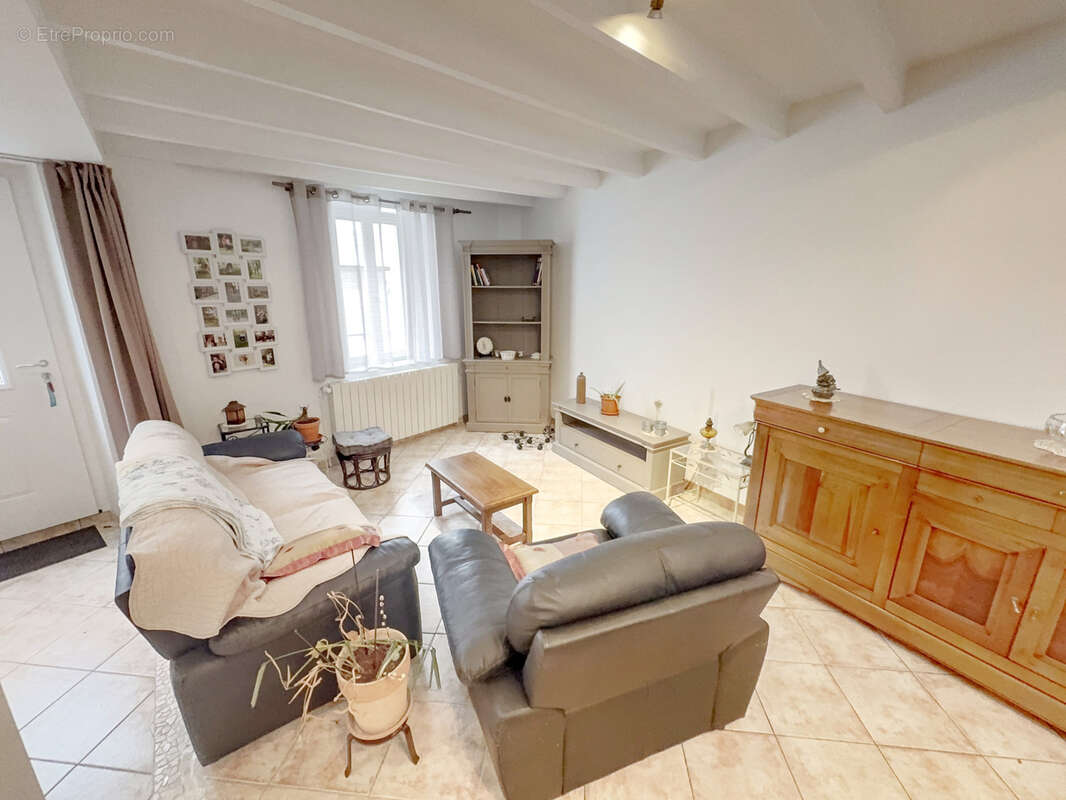 Maison à SAIX