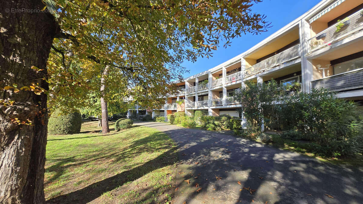 Appartement à LE BOUSCAT