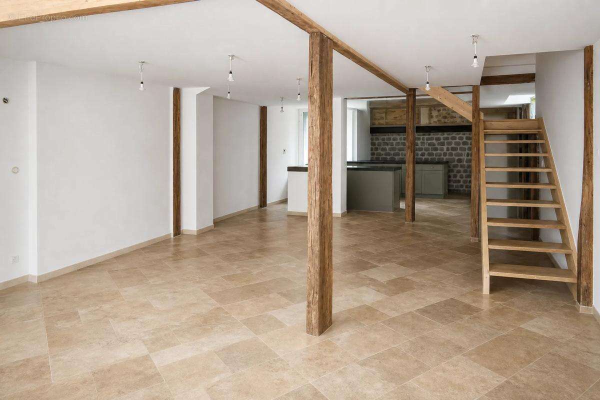 Maison de 3 pièces de 190 m² à Parlan - photo 7