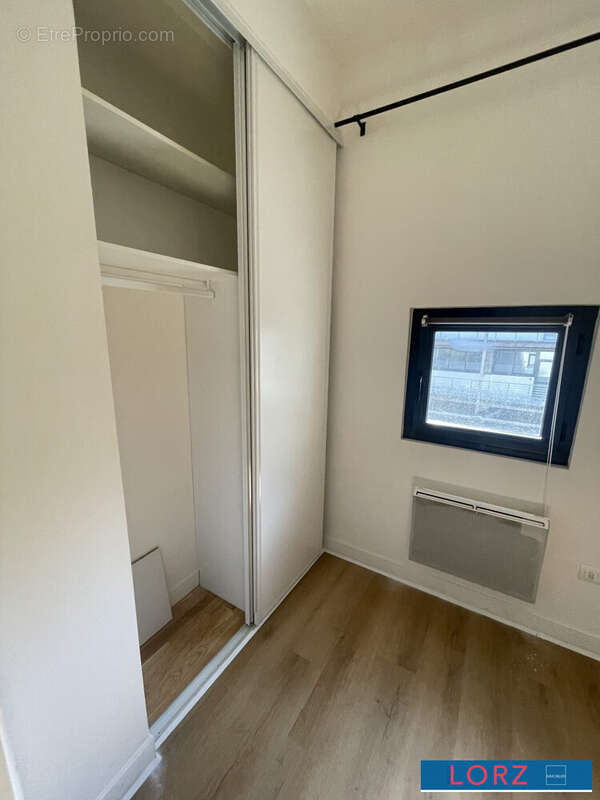 CHAMBRE - Appartement à BOURGES