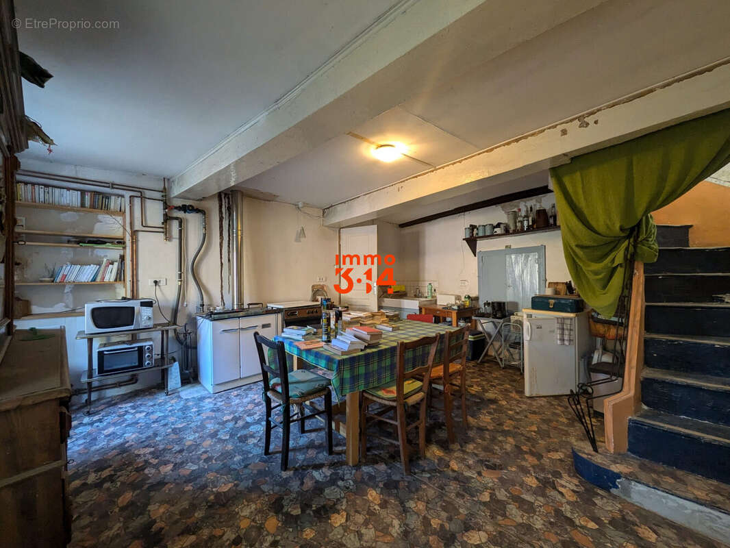 Maison à BIZE-MINERVOIS