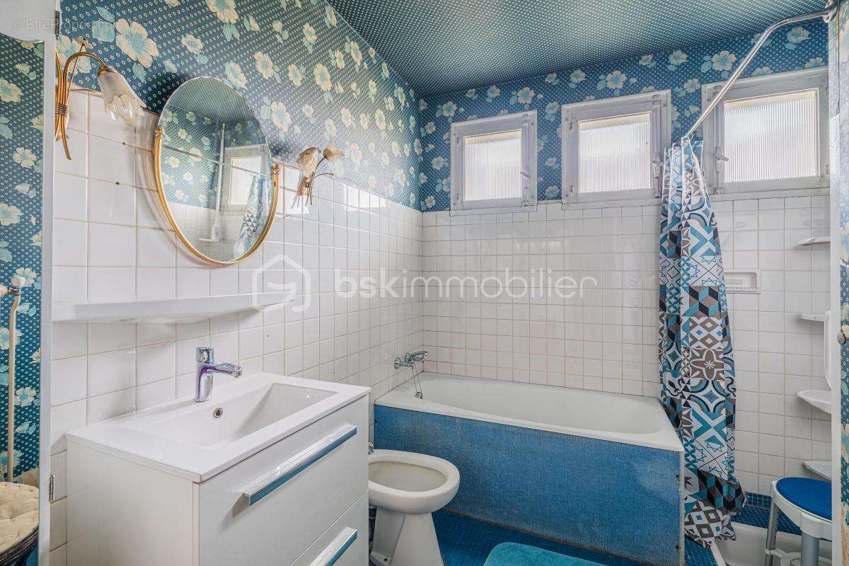 Maison à SALES