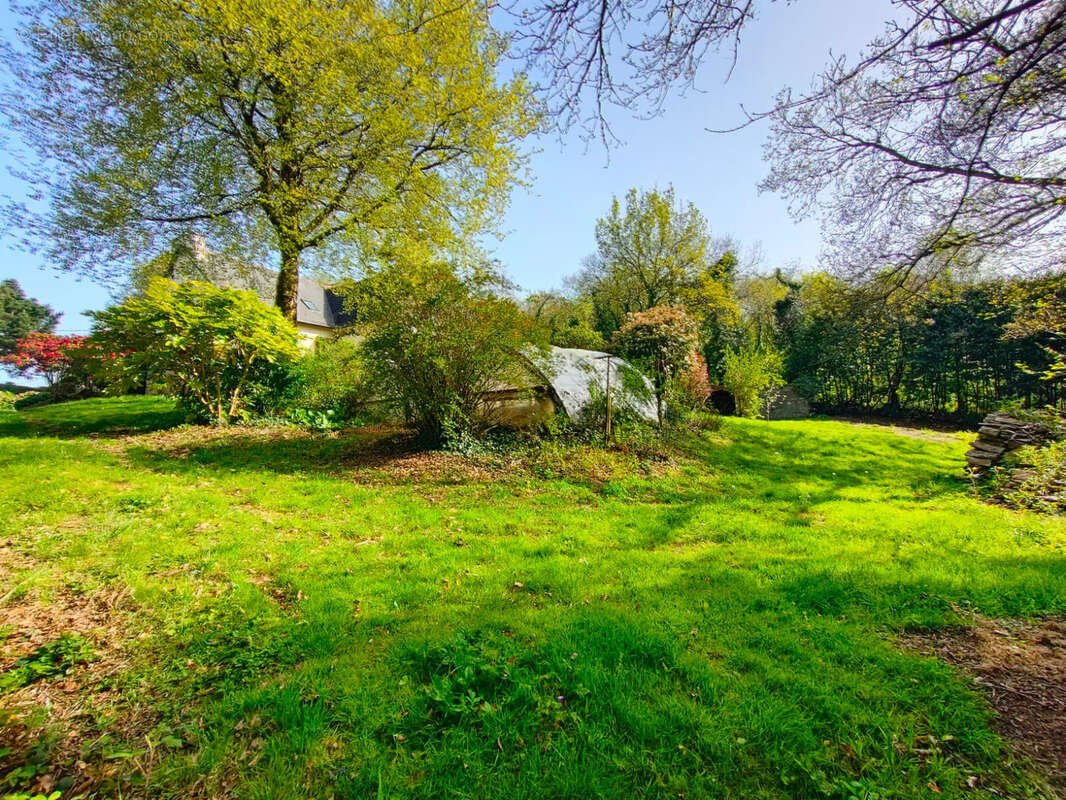 Maison à SAINT-THONAN