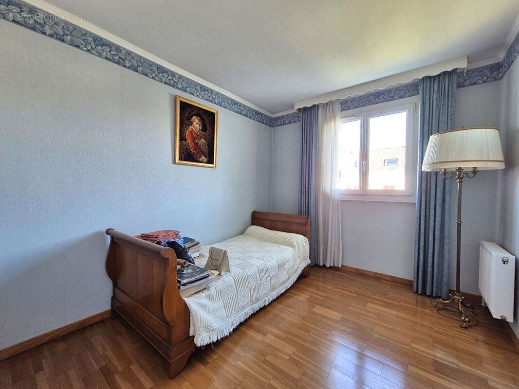 Maison à MONTIGNY-LE-BRETONNEUX