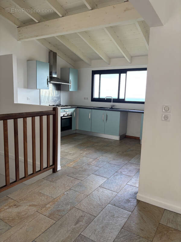 Maison à LES AVIRONS