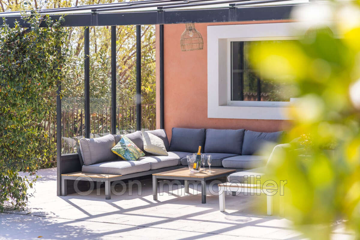 Maison à AURIBEAU-SUR-SIAGNE