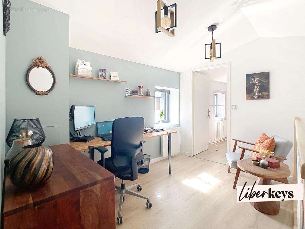 Maison à CAILLOUX-SUR-FONTAINES