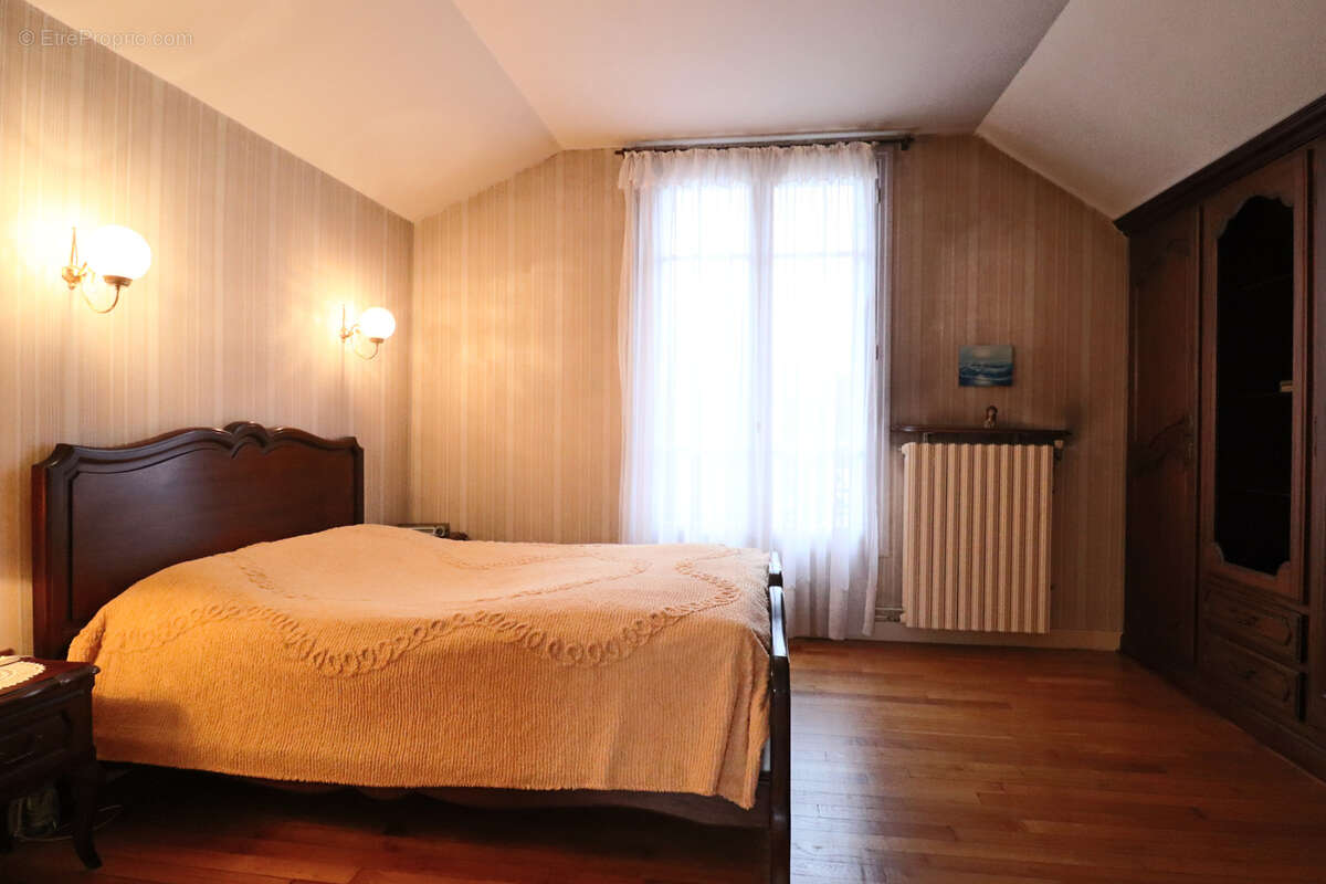 Maison à LIVRY-GARGAN