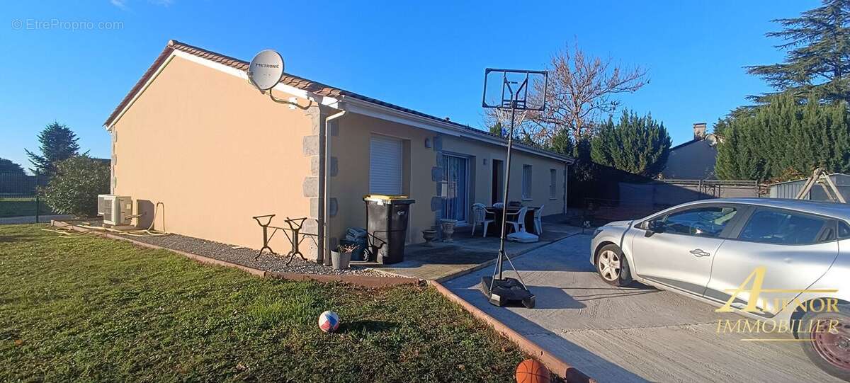 Maison à PRIGONRIEUX