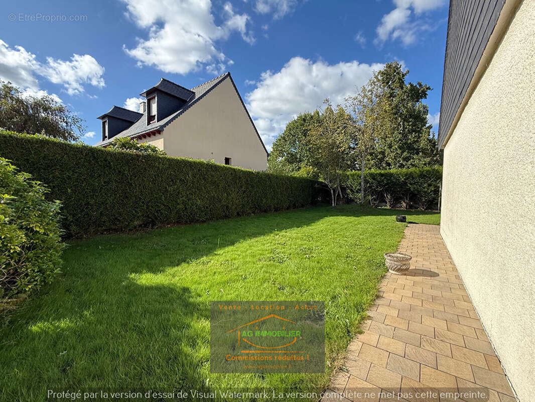 Maison à SAINT-MEEN-LE-GRAND