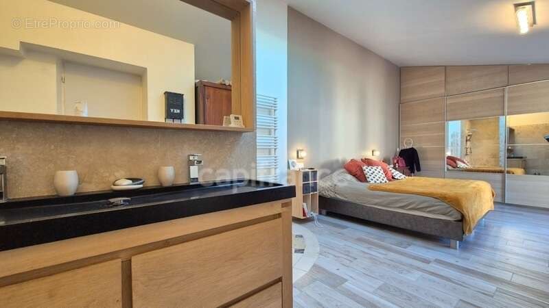 Maison à MORIGNY-CHAMPIGNY