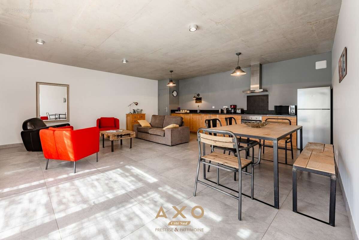 Maison à MOUSTIERS-SAINTE-MARIE