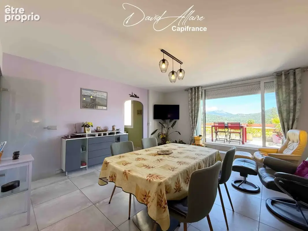 Appartement à vendre 95 m² 3 pièces, terrasse, véranda, cave et emplacement de parking sécurisé GAP (05) - photo 4