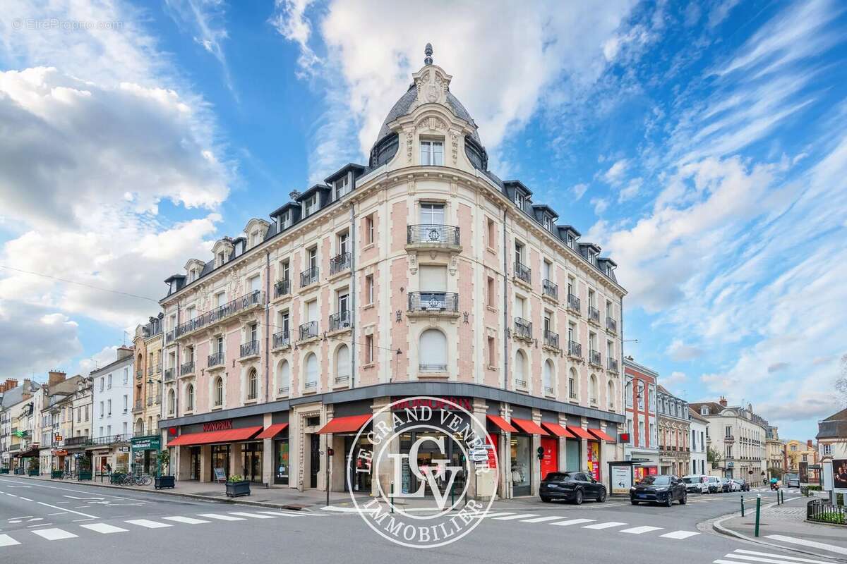 Appartement à FONTAINEBLEAU