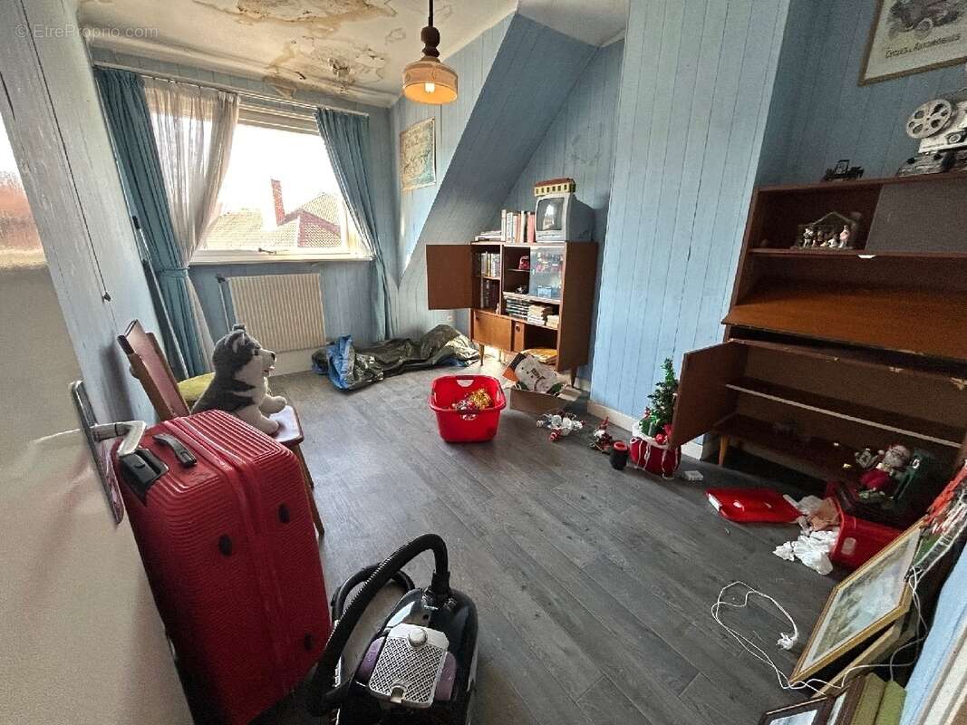 Maison à BRUAY-LA-BUISSIERE