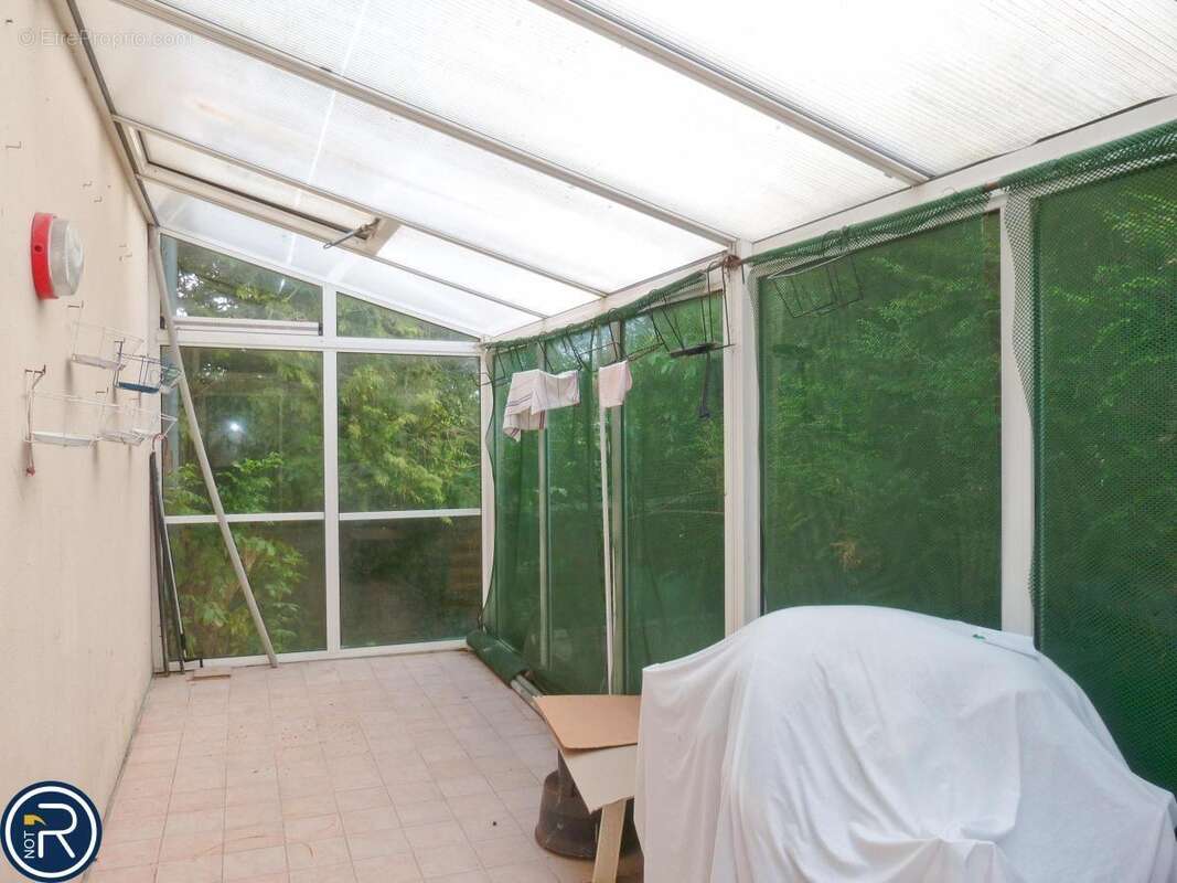 Maison 156 m² à Louverne  - photo 7