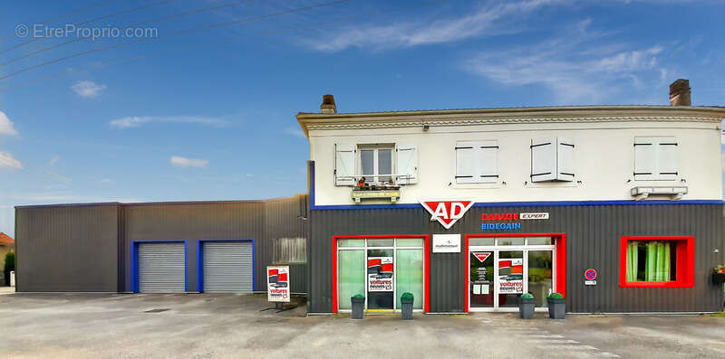 Commerce à SAUVETERRE-DE-BEARN