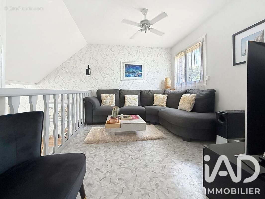 Maison 103 m² à Saint-Maurice-D'etelan  - photo 4