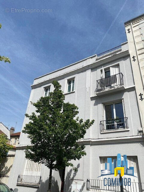 Appartement à LA GARENNE-COLOMBES