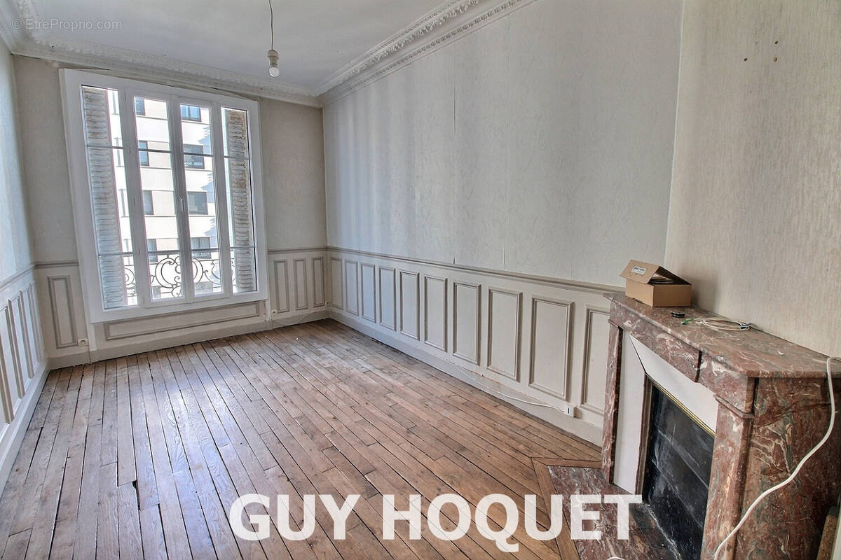 Appartement à SURESNES