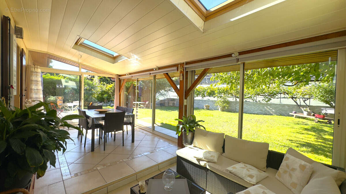 Maison à SAINT-MARTIN-D&#039;HERES