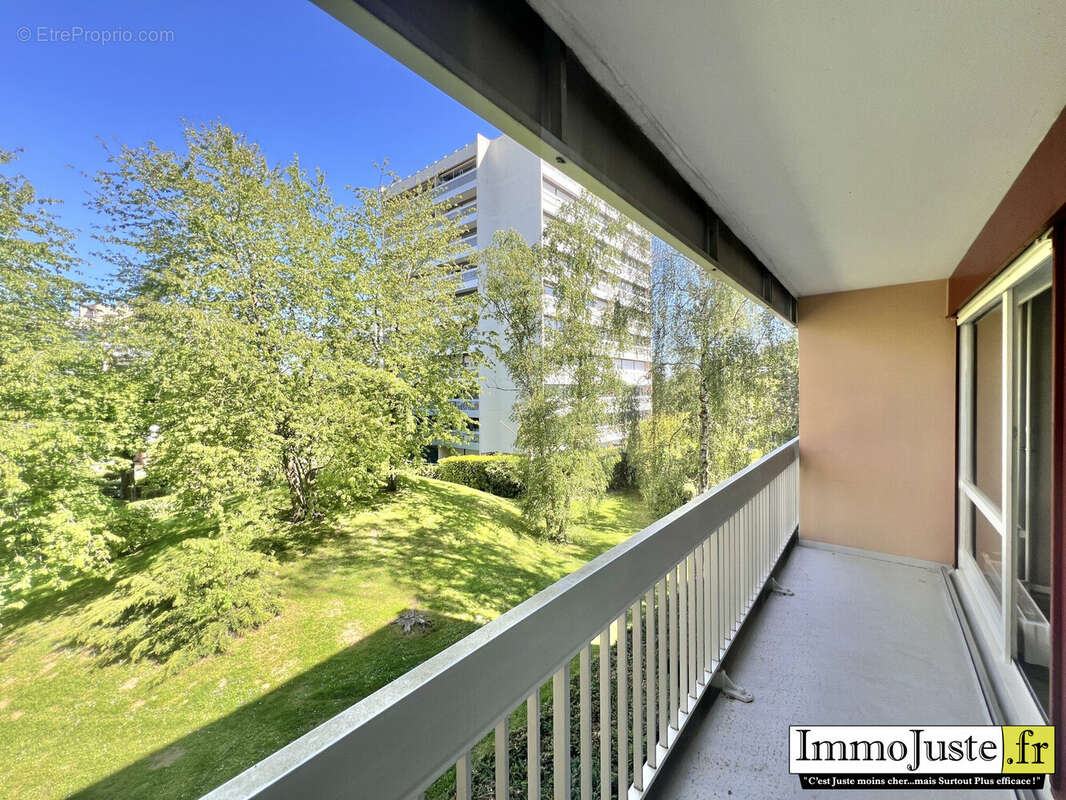 Appartement à ELANCOURT