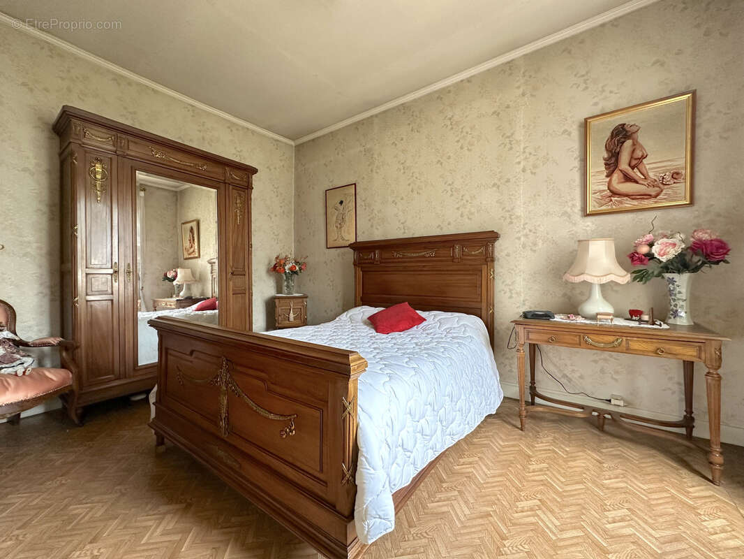 Maison à TASSIN-LA-DEMI-LUNE
