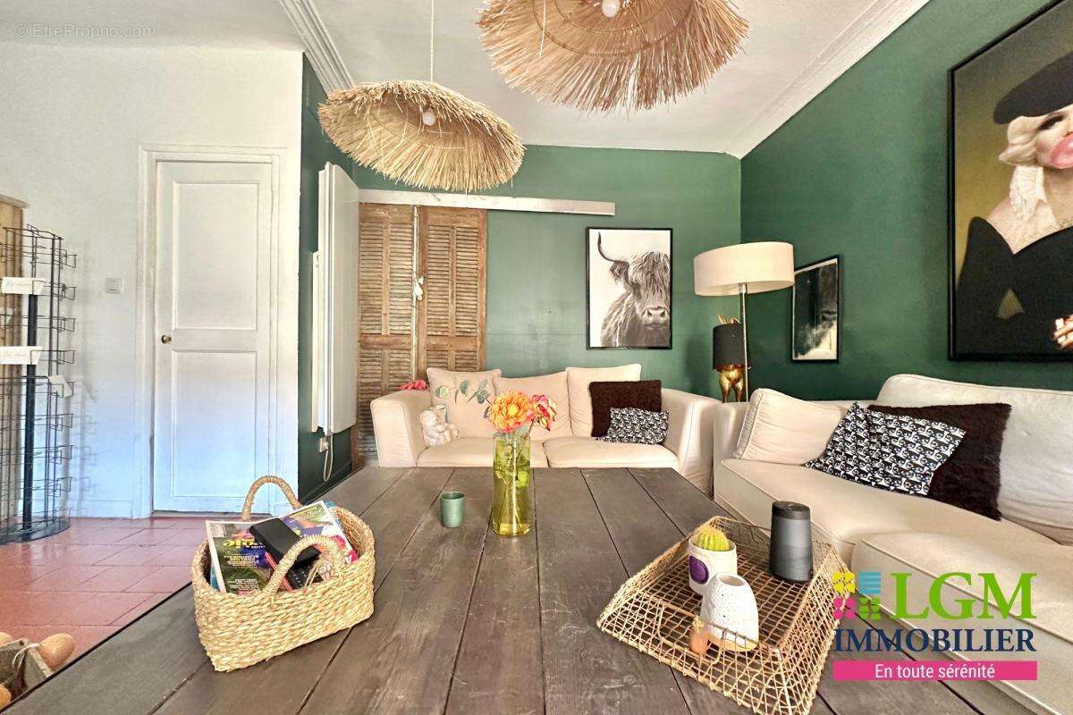 NIMES - Appartement arènes - photo 2