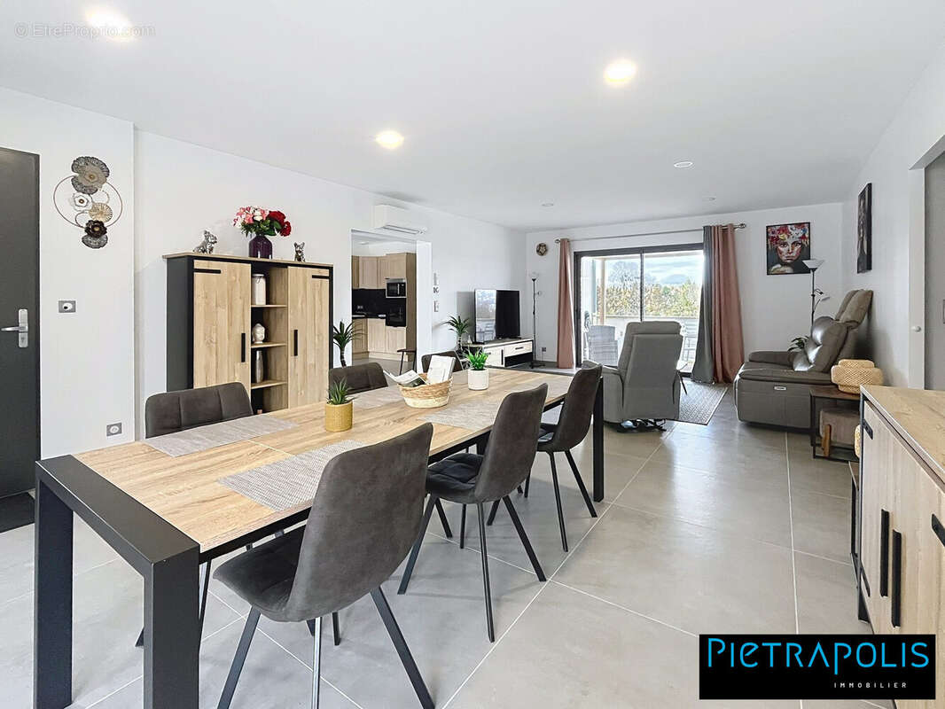 Maison à CRECHES-SUR-SAONE