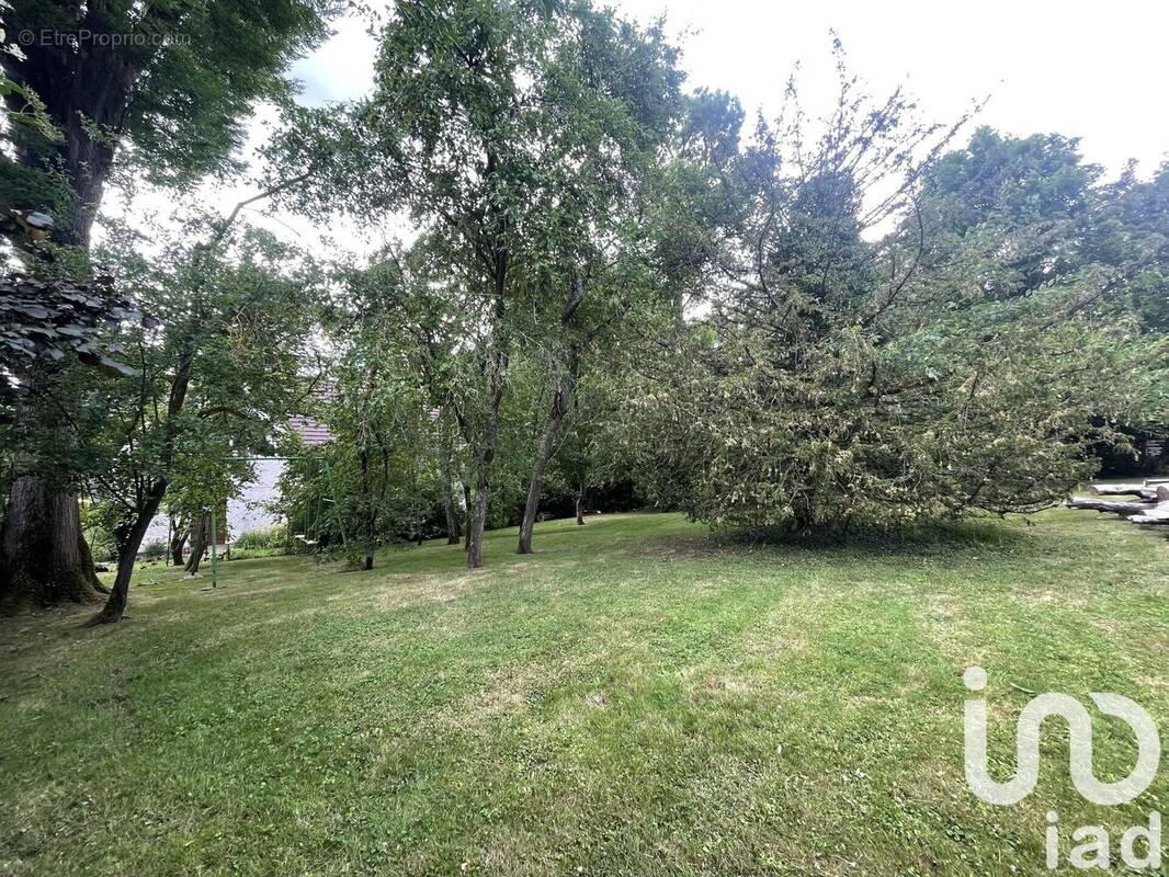 Photo 1 - Terrain à BOUSSY-SAINT-ANTOINE