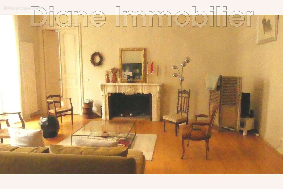 Appartement à NIMES
