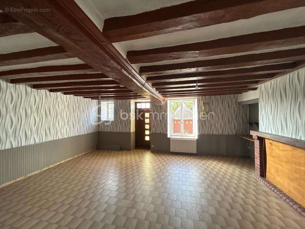 Maison à BRAINS-SUR-GEE