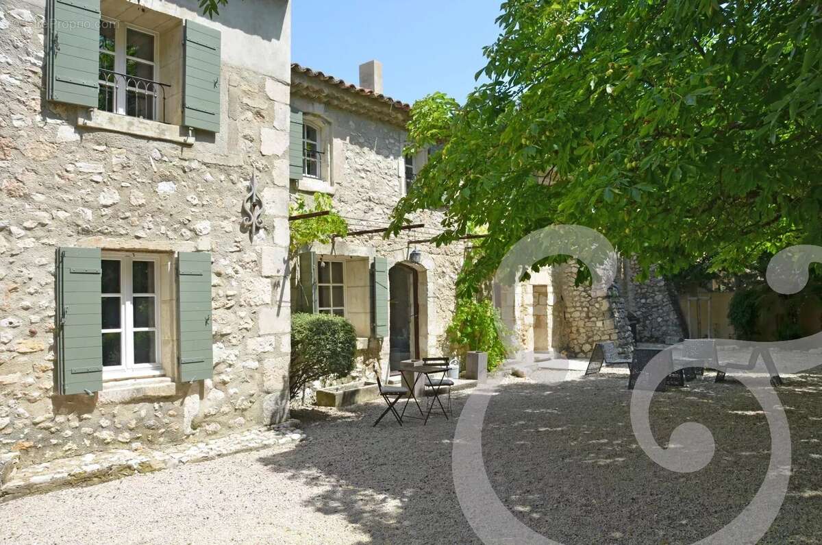 Maison à PLAN-D'ORGON