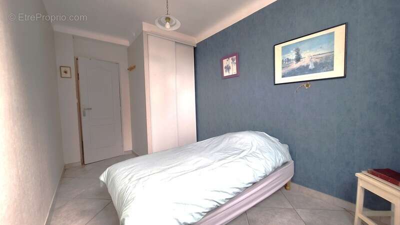 Appartement à MARSEILLE-4E